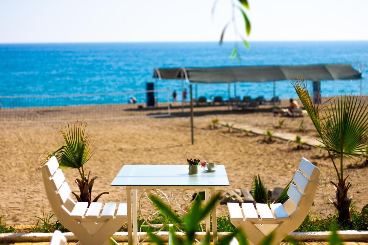 Naz Beach Bungalow Hotel In Antalya Kızılot Exteriér fotografie